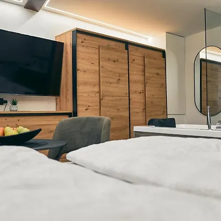 Clato Living - Trogmann *