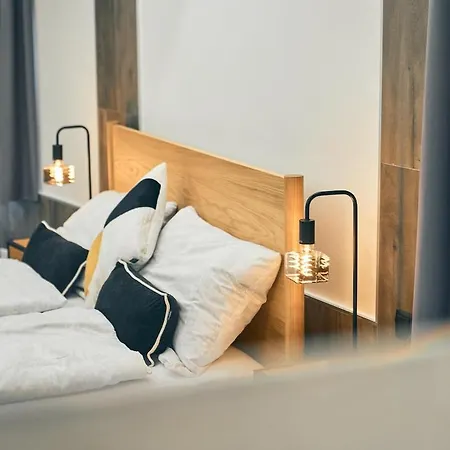 Clato Living - Trogmann *