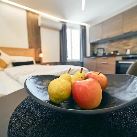 Апартаменти Clato Living - Trogmann