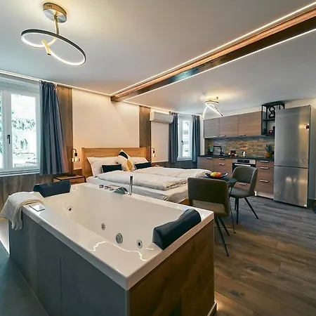 Апартаменти Clato Living - Trogmann